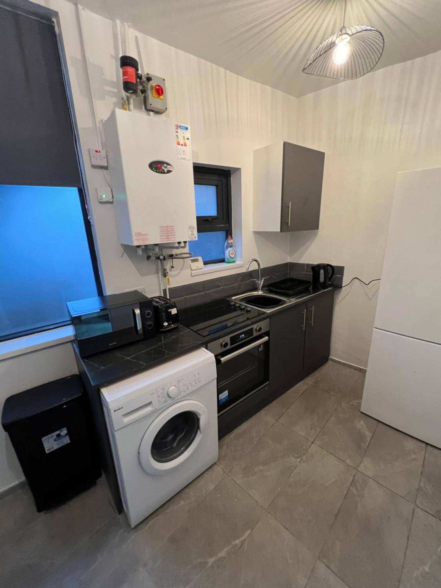 2 Bedroom Town Apartment Ipswich Exteriör bild