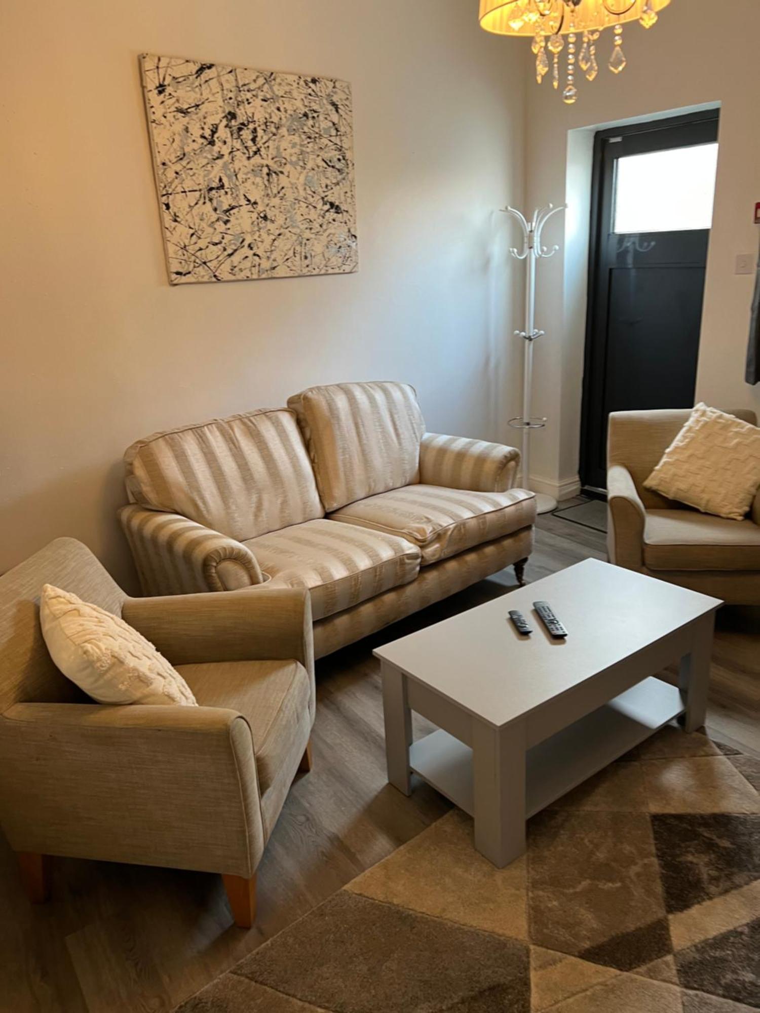 2 Bedroom Town Apartment Ipswich Exteriör bild